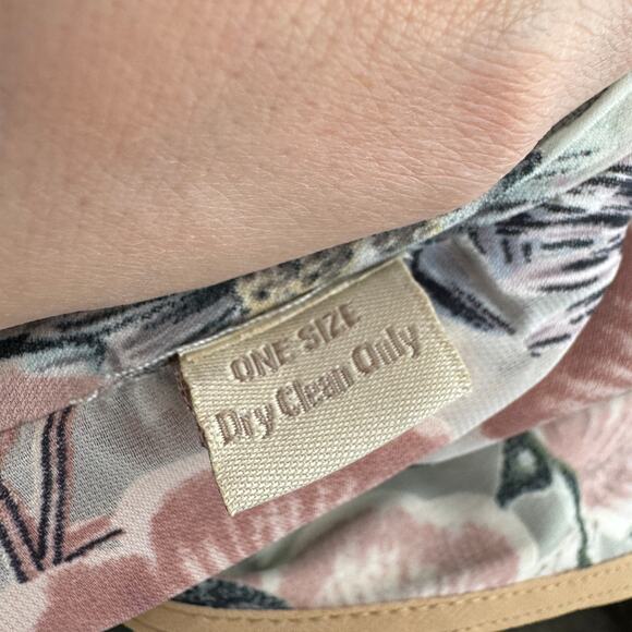 Jayley Silk Blend Floral Robe - Picture 8 of 10